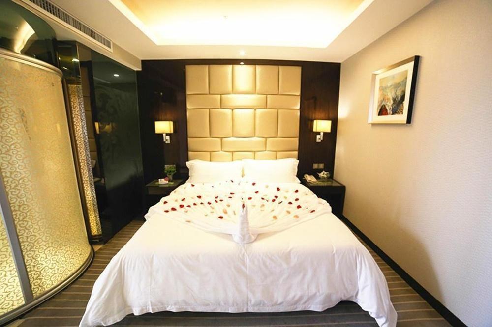Days Inn Hotspring 샤먼 외부 사진