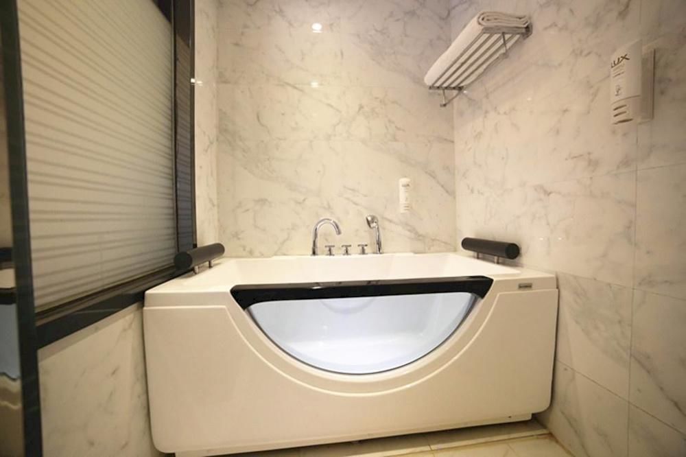 Days Inn Hotspring 샤먼 외부 사진